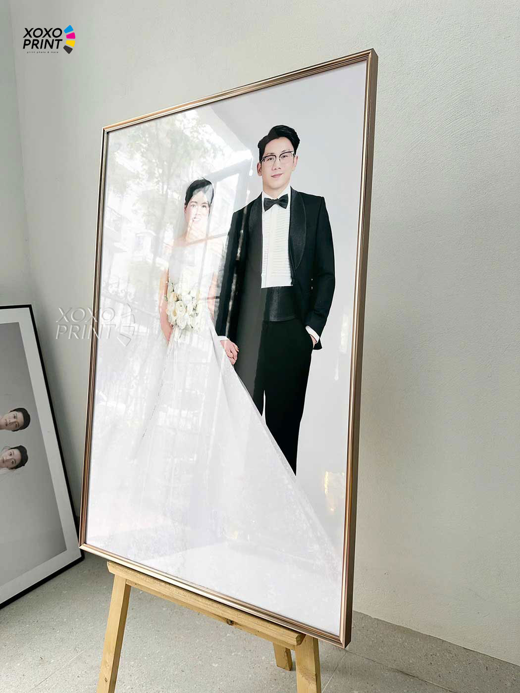 ảnh Cưới Khung Hợp Kim Titan