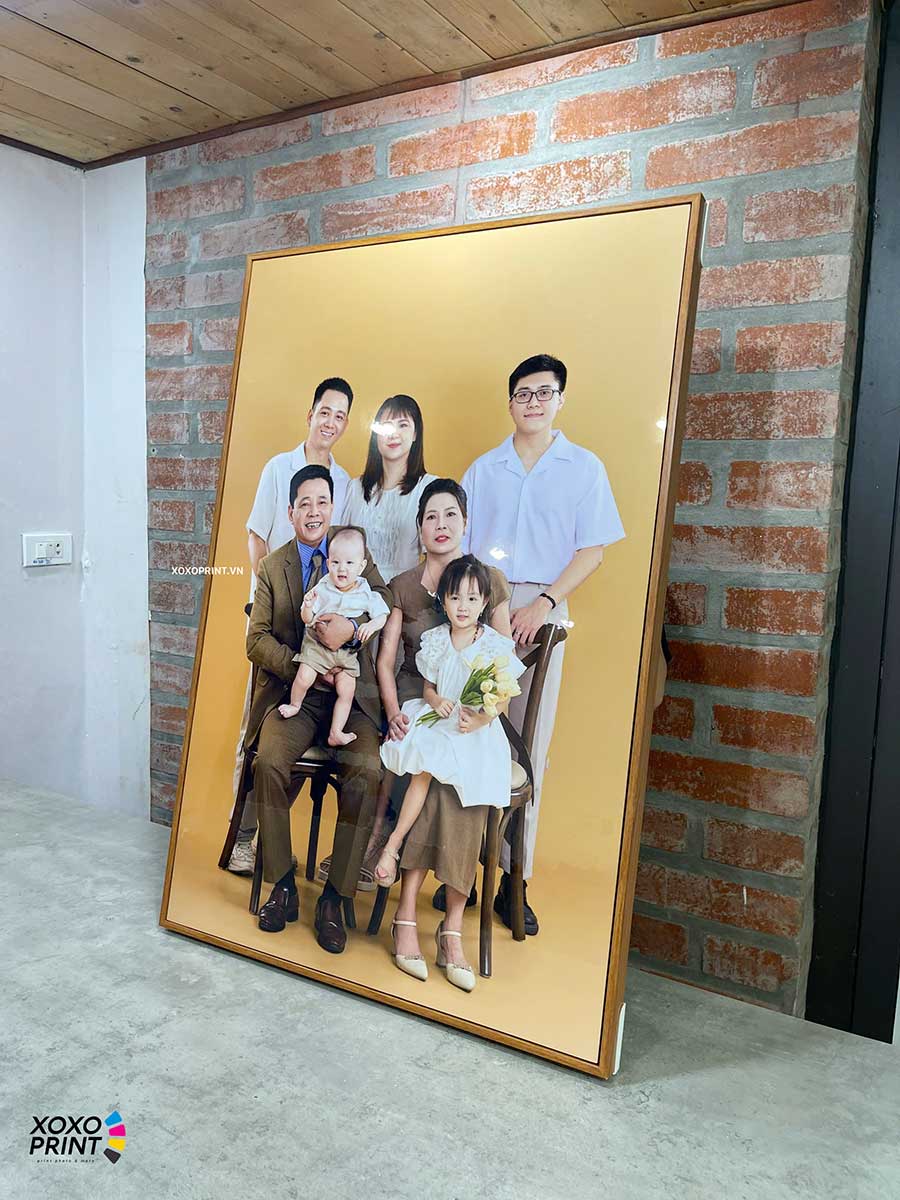 ảnh Gia đình Khung Gỗ Nổi