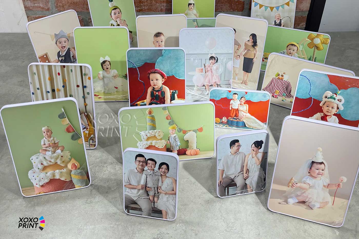 ảnh Tráng Gương để Bàn Viền Trắng